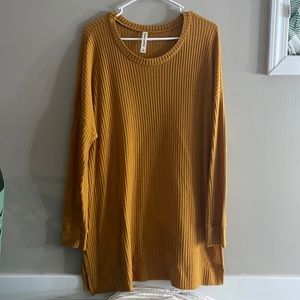 Zenana Outfitters extra long sweater (size XL)